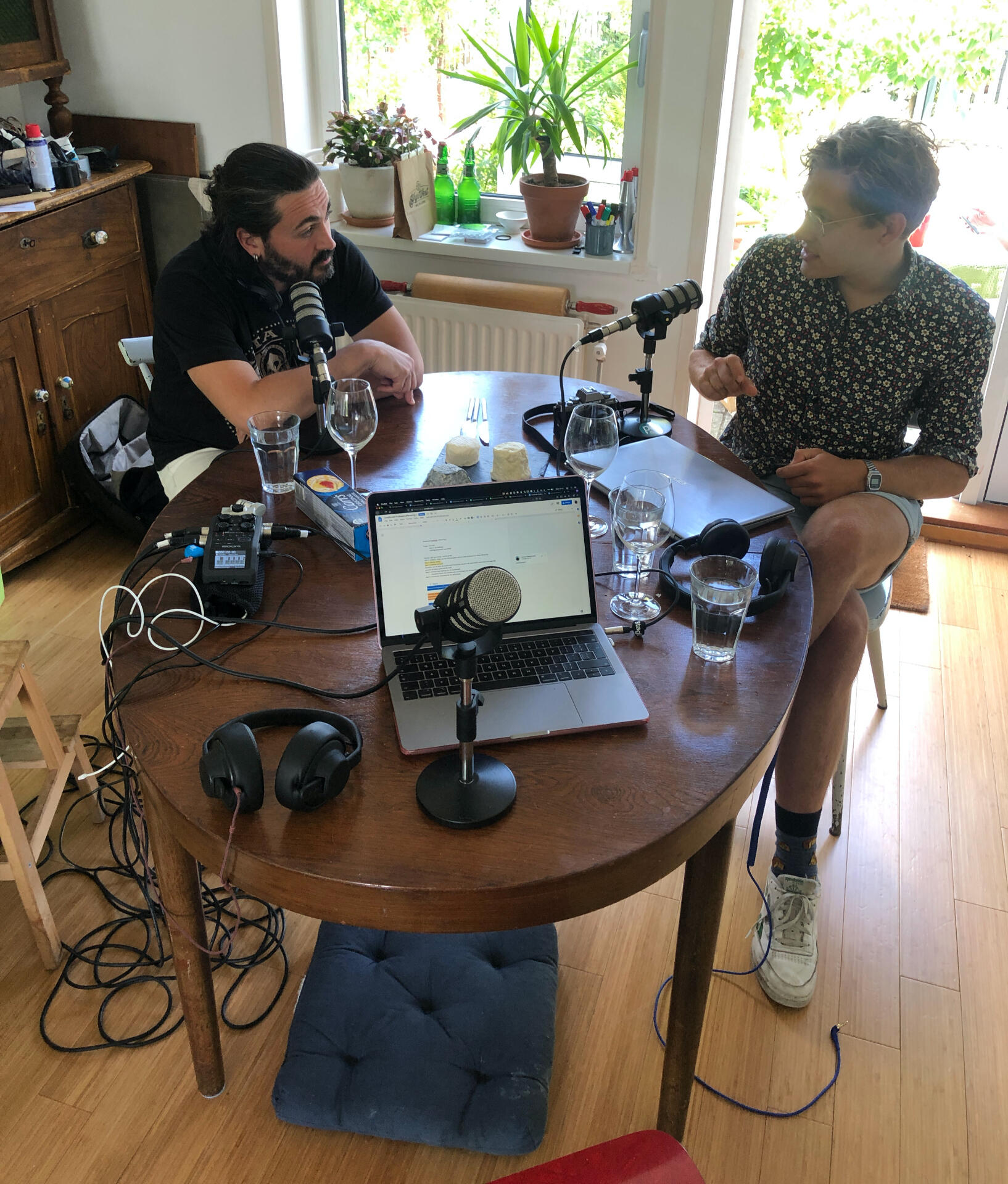 aan de keukentafel van Joel Broeckaert