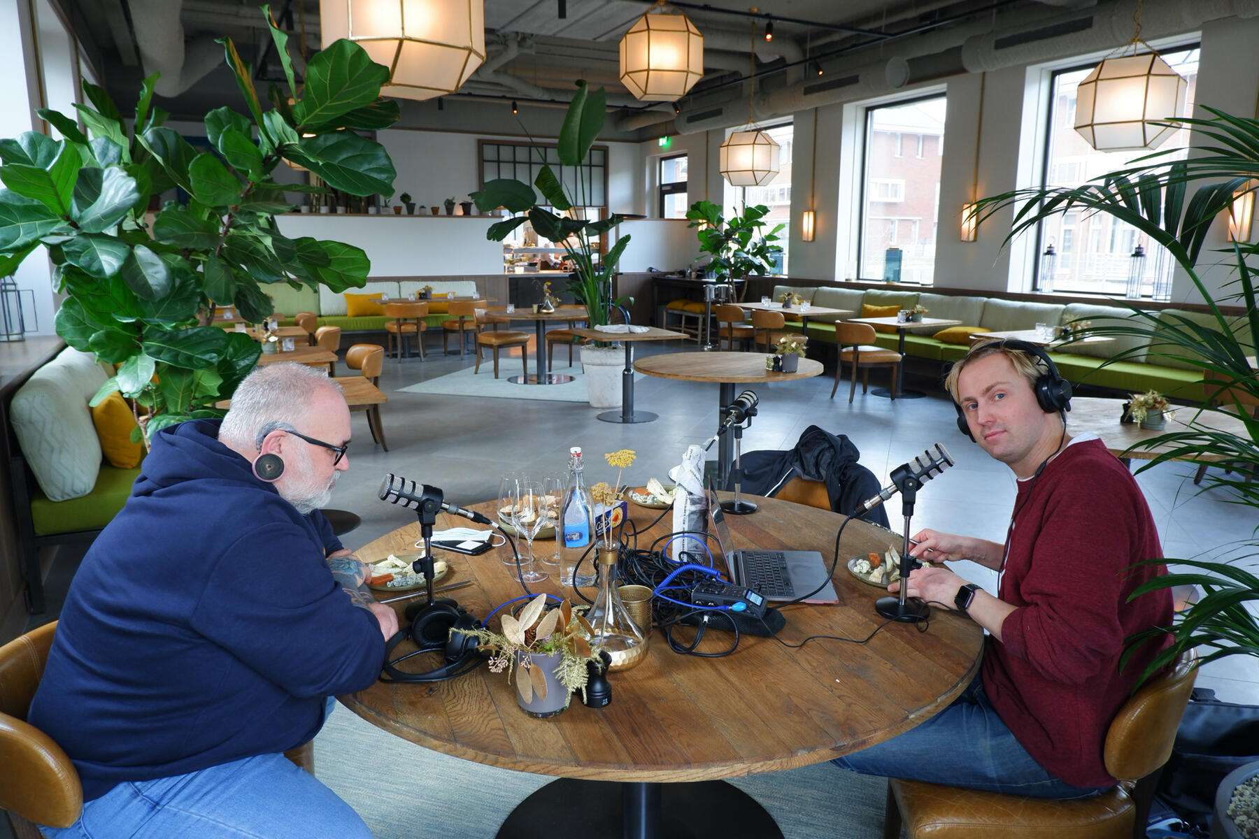 aan de keukentafel van Joel Broeckaert